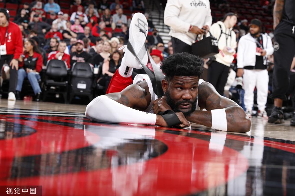 了一款剪裁 了一款剪裁