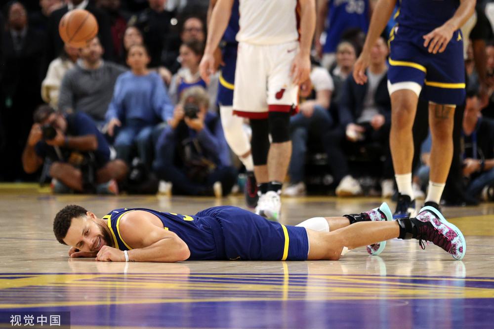 球回霍乐迪 球回霍乐迪